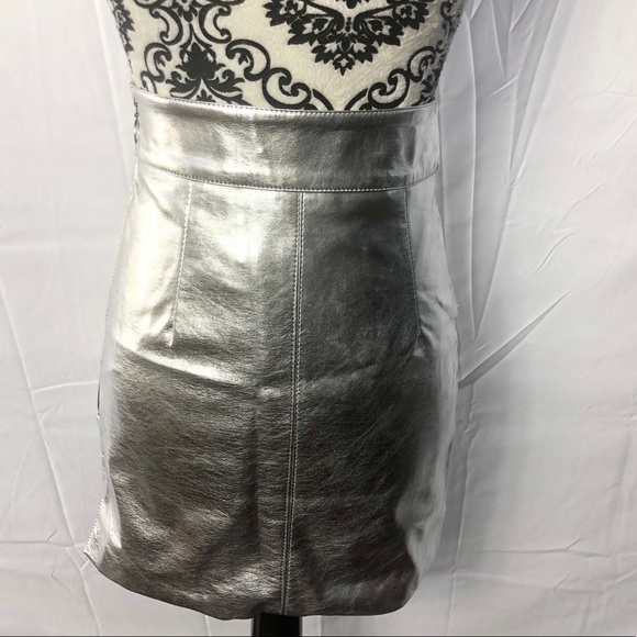 Storets metallic grey skirt nwt - Picture 3 of 7